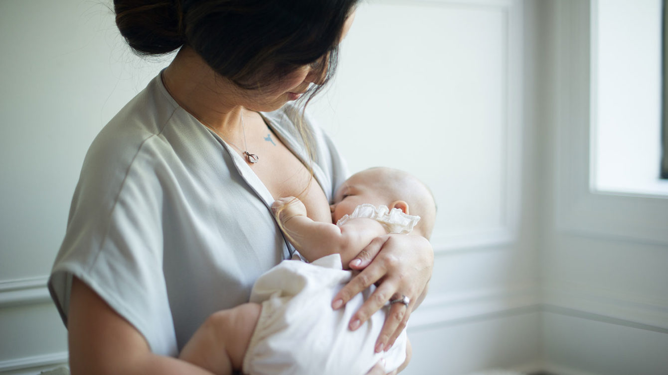 Breastfeeding Positions That Work for Mom and Baby