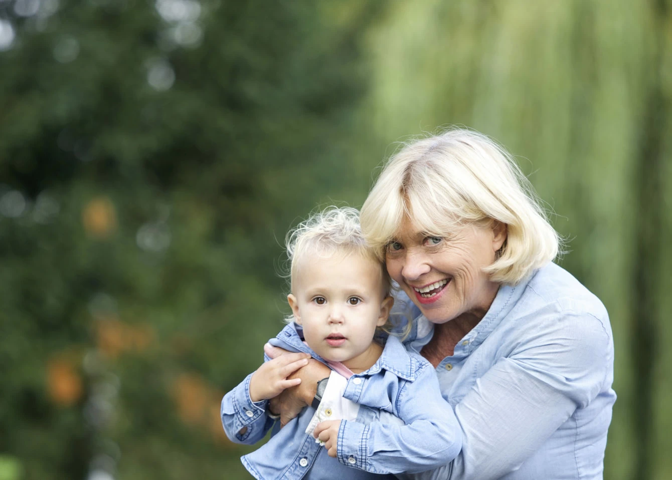 5 Ways to Involve Grandparents in the Life of Your Child